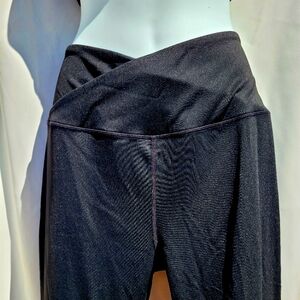 Black Active Wear Women's Pants, Size Small